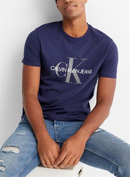 Футболка Calvin Klein Jeans - фото 18060